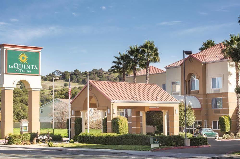 Fairfield Inn & Suites By Marriott Fairfield Napa Valley Area Exteriér fotografie